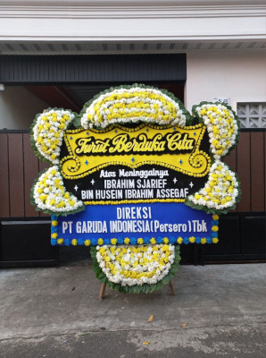 Papan Bunga Duka di Nusaniwe