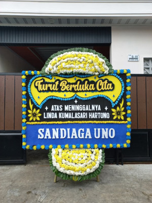 Papan Bunga Duka di Nusaniwe